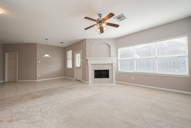 Building Photo - 5203 Heatherdawn Ct