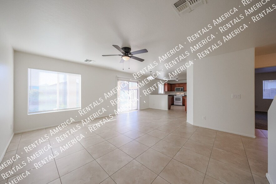 Building Photo - 17747 W Ventura St