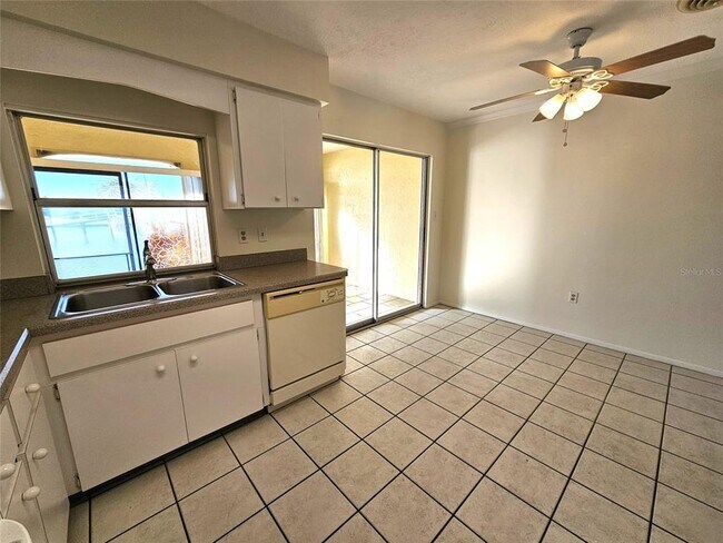 Building Photo - 122 Boundary Blvd