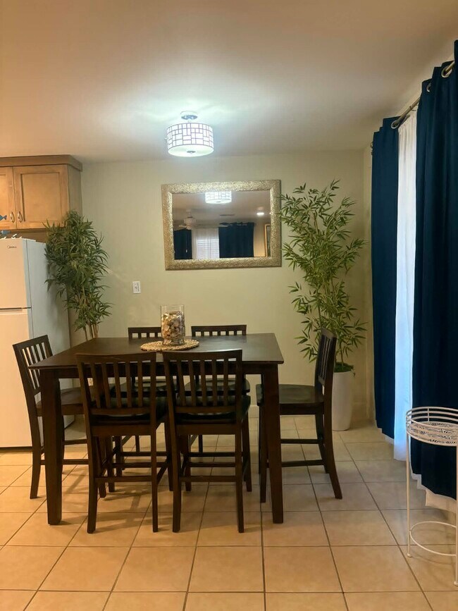 Building Photo - 101 E Capricorn Dr