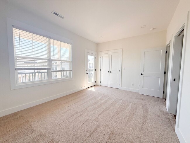 Building Photo - Fuller Style - Spacious 2-Bedroom Townhome with Flex Room at Highbury