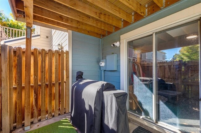 Building Photo - 6708 S Holland Way