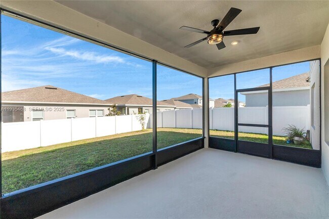 Building Photo - 303 August Fern Loop