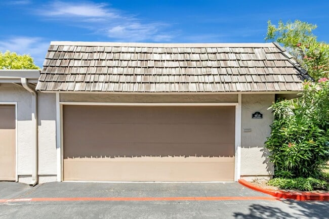 Building Photo - 4619 Black River Ct