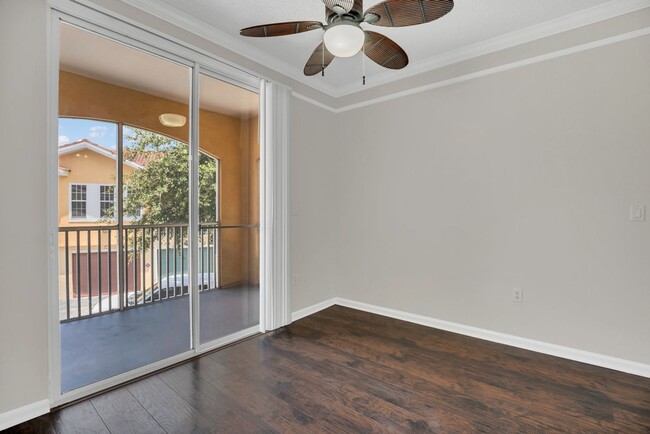 Building Photo - Corner Unit in Villanova at Hunter's Creek