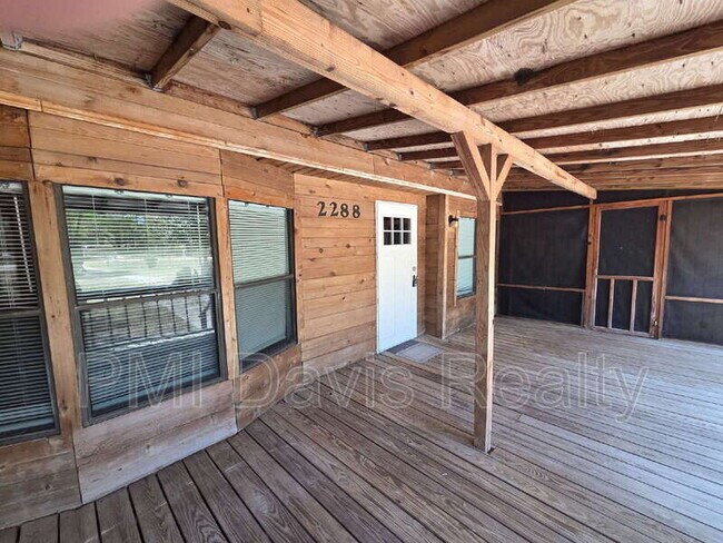 Building Photo - 2288 Amarylis Ave