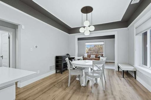 Building Photo - Beautiful 3 Bedroom Craftsman Bungalow Furnished or Unfurnished Available NOW!