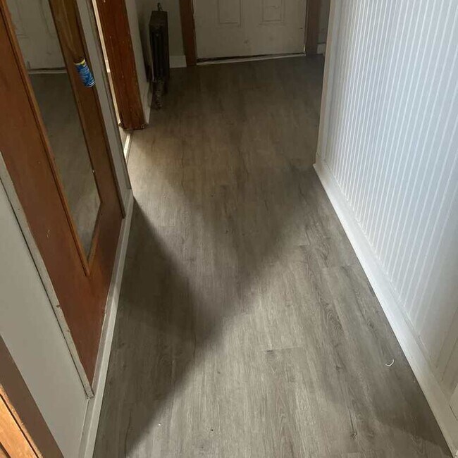 Building Photo - 3233 W 50th St