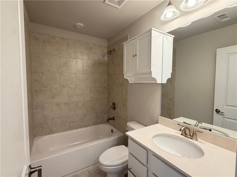 Building Photo - 5508 Terrace Bend Pl