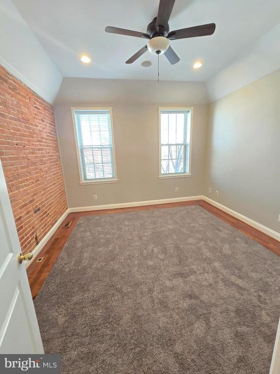 Building Photo - 112 N Luzerne Ave