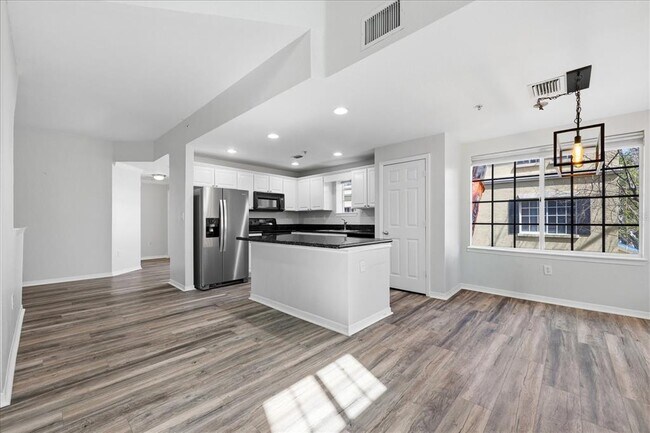 Building Photo - 5202 Hampton Beach Pl