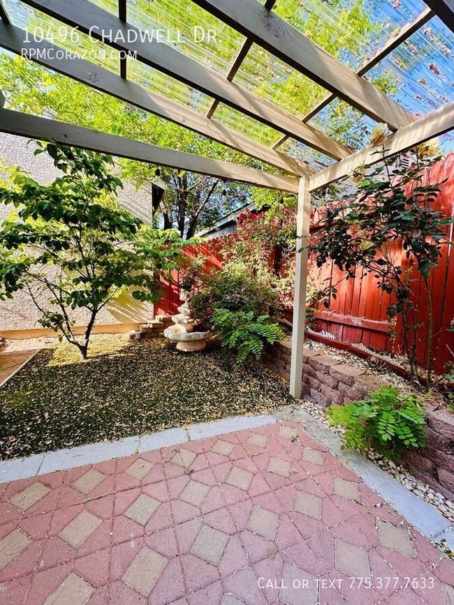 Building Photo - 10496 Chadwell Dr