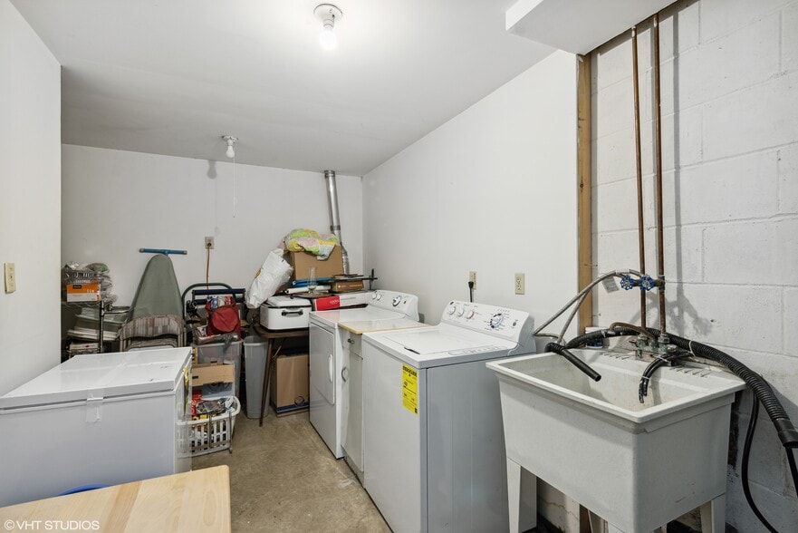 Building Photo - 8344 69th St S