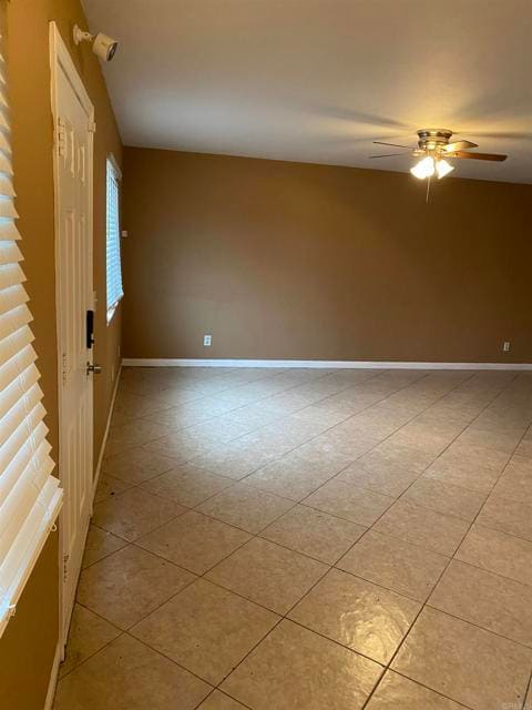 Building Photo - 16510 Lakeshore Dr