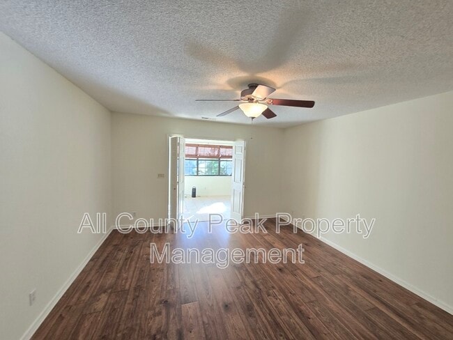Building Photo - 1322 Greenbrook Ln
