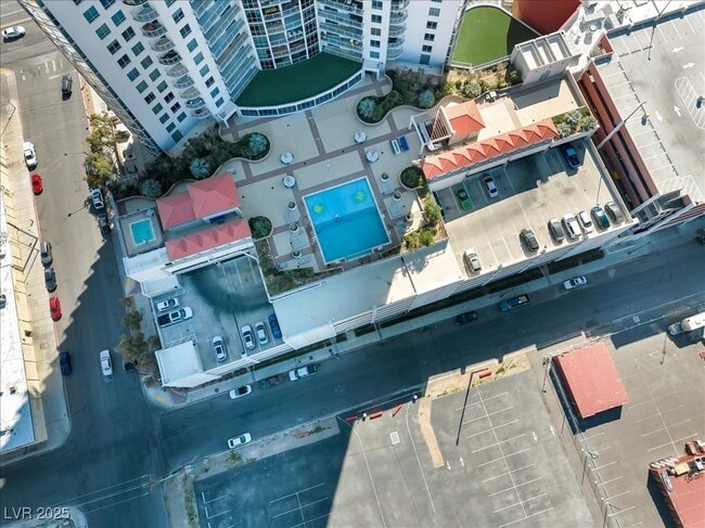 Building Photo - 200 W Sahara Ave