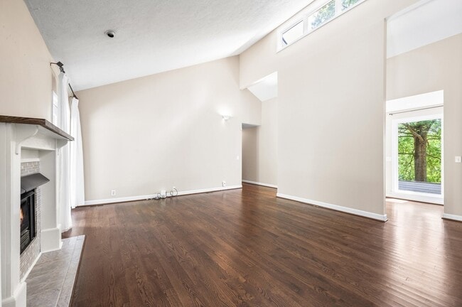 Building Photo - 5116 Prince Phillip Cove