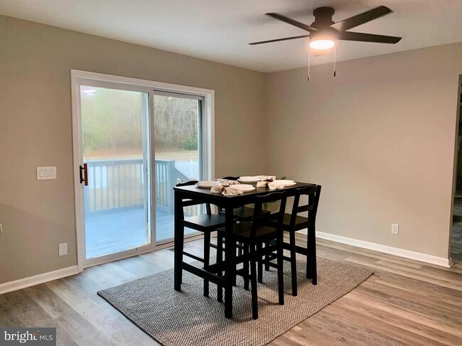 Building Photo - 25900 Country Meadows Dr