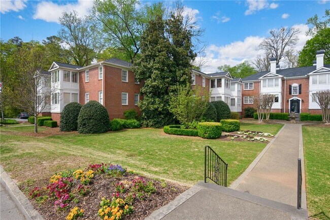 Building Photo - 115 Peachtree Memorial Dr NW