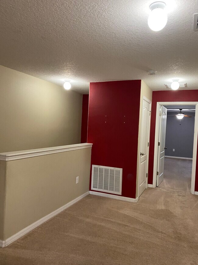 Building Photo - 1721 Ivory Goose Pl