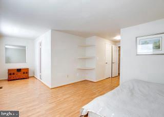 Building Photo - 8931 Park Forest Dr