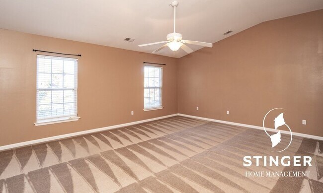 Building Photo - 82 Shadow Moss Dr