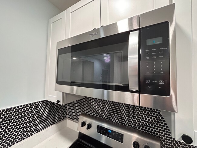 Brand new appliances - 547 Erin Ave SW