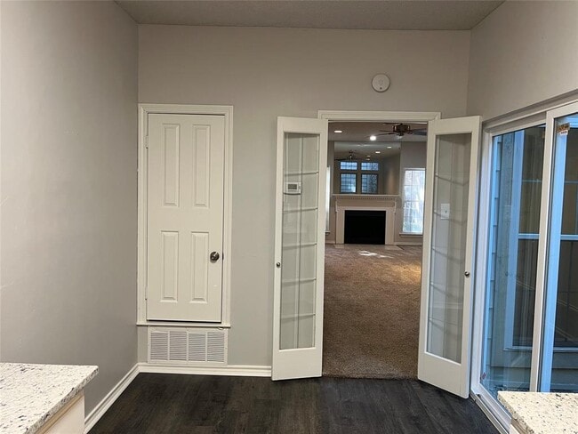 Building Photo - 1206 Wooded Trail