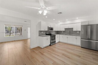 Building Photo - 35 NW 49th Ave