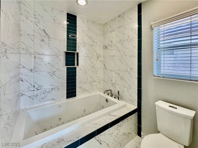 Building Photo - 248 Crystal Rose Ct