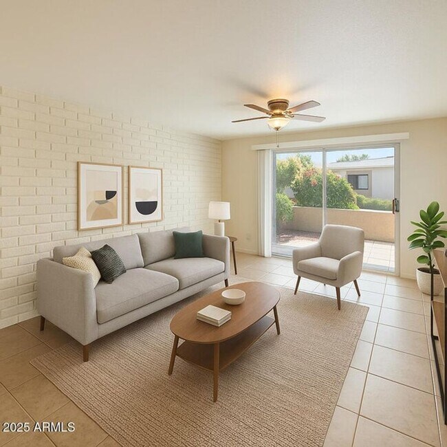 Building Photo - Luxury and Resort like Living at Scottsdale Park Place!!!  Tile throughout, light, bright and Pri...