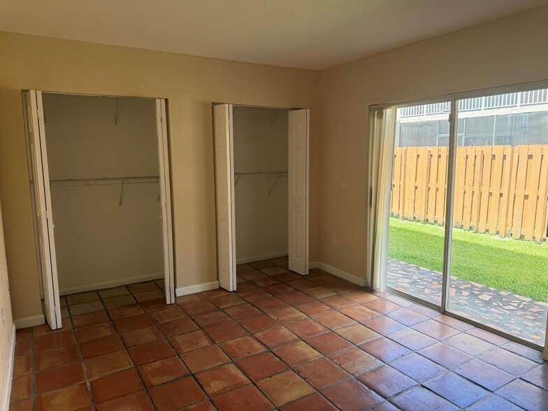 Building Photo - 6978 NW 166th Ter