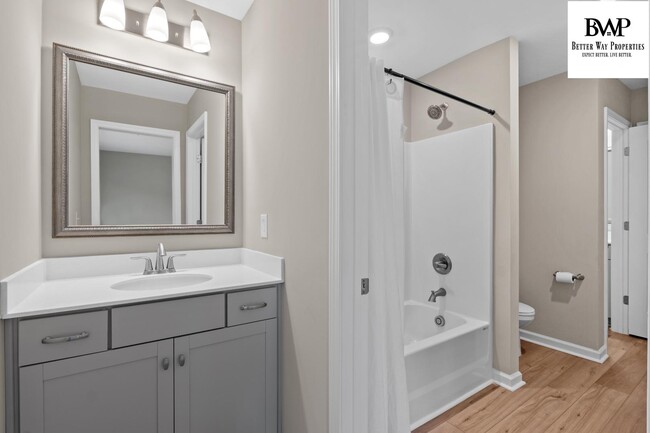 Building Photo - 525 Harbour Pointe Dr