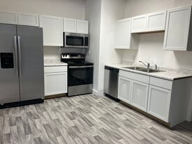 Building Photo - 1007 S Indiana St
