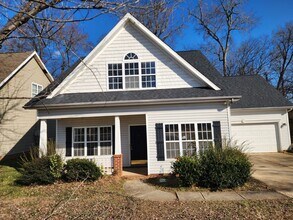 Building Photo - Newly Remodeled