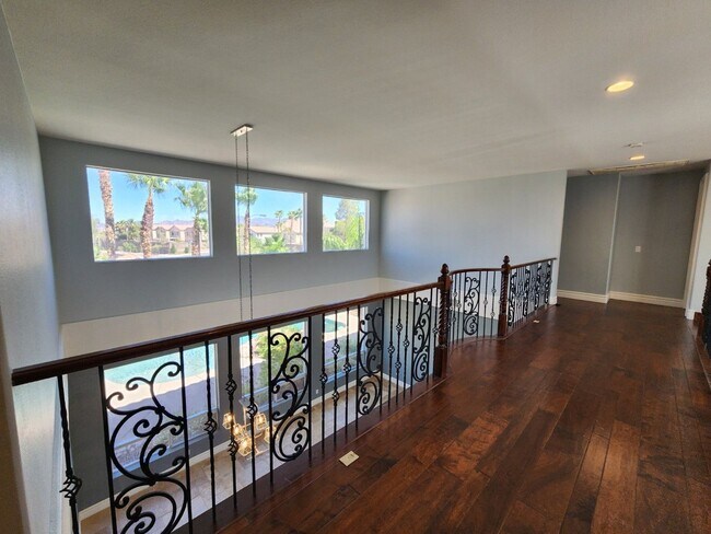 Building Photo - Beautifully Upgraded Southern Highlands Ga...