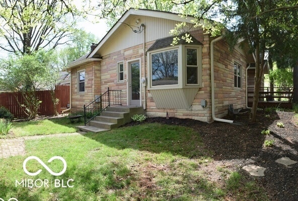 Building Photo - 1402 Kessler Blvd E Dr