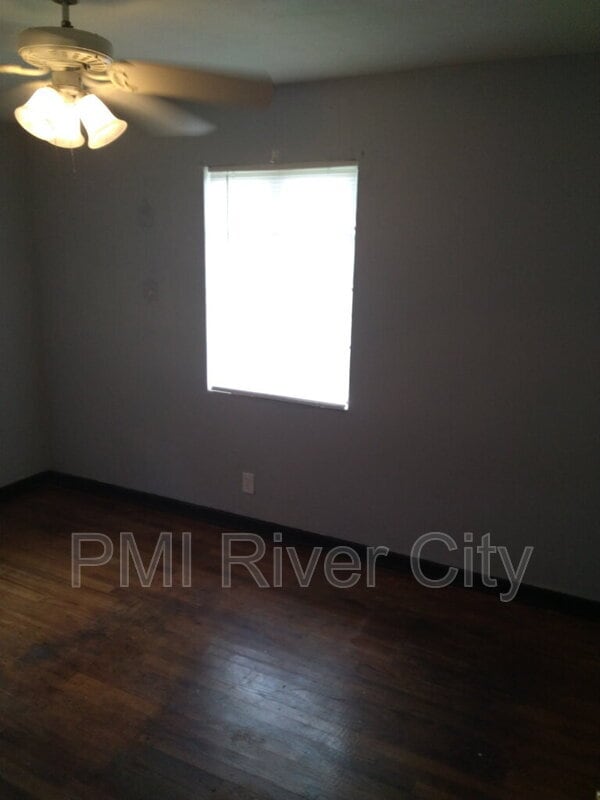 Building Photo - 5223 Polan Ln