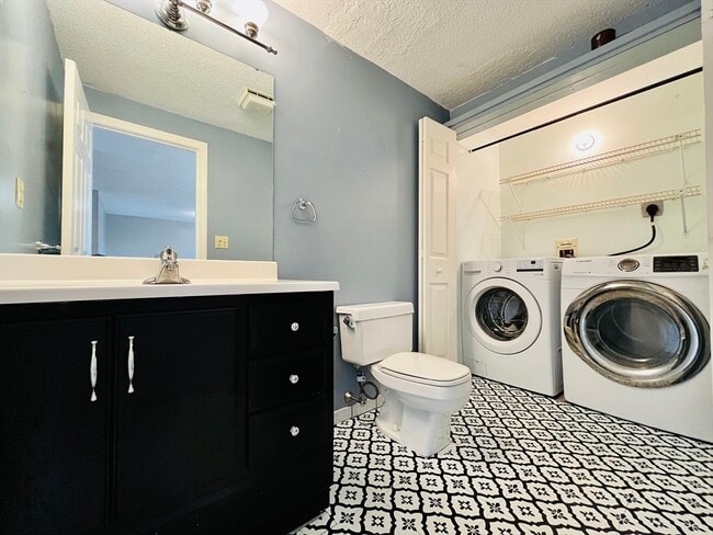 Building Photo - 30 Margin St