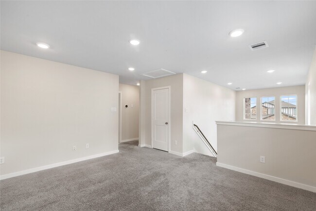 Building Photo - 5811 Quest Valley Dr