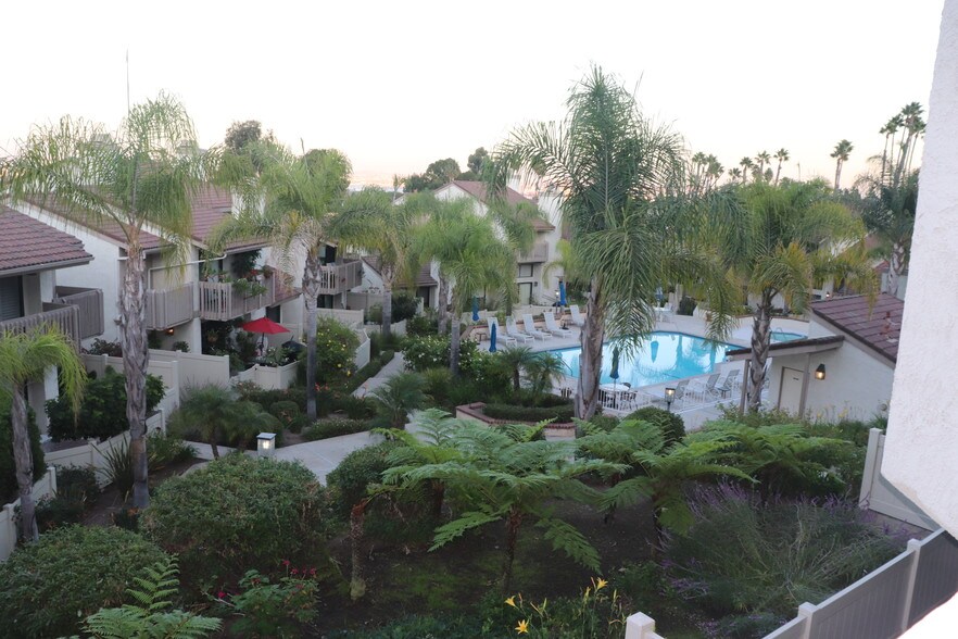 view from the balcony - 1833 Caddington Dr