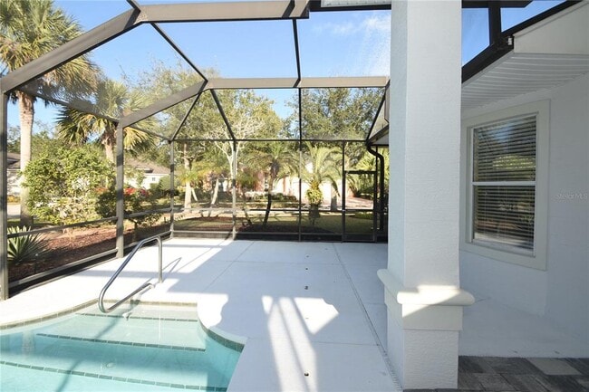 Building Photo - 17 Oasis Cir