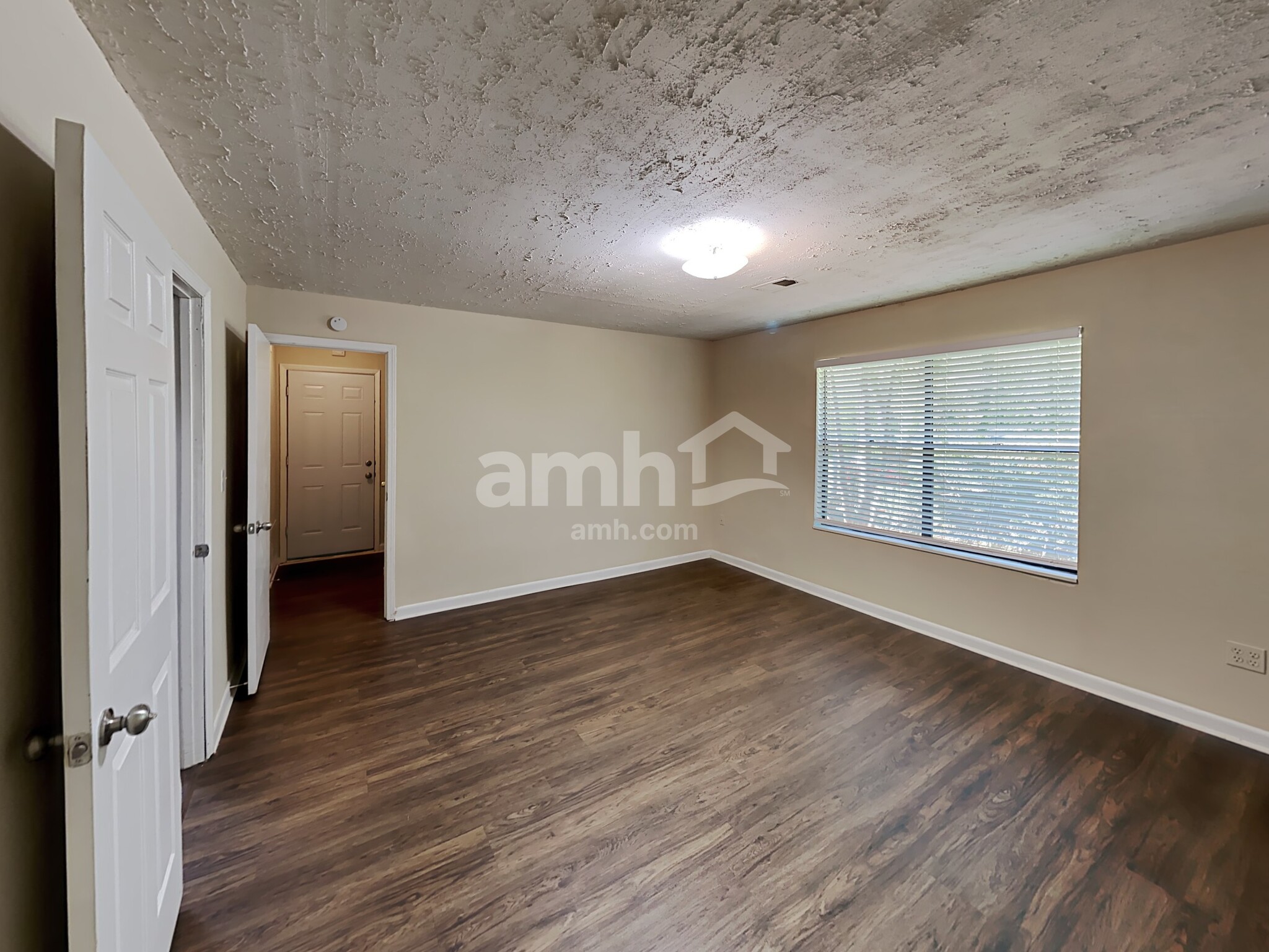 Building Photo - 4758 Jamerson Forest Cir