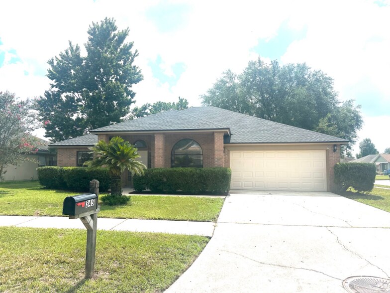 Primary Photo - 345 Wildberry Ct