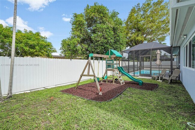Building Photo - 521 NW 93rd Terrace
