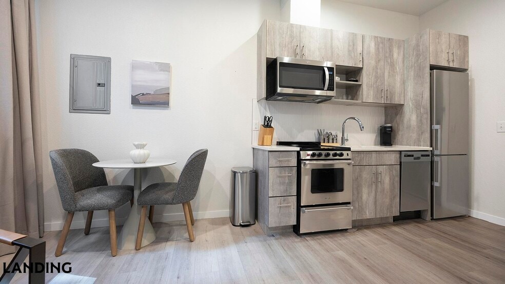 Building Photo - 3022 Zuni St