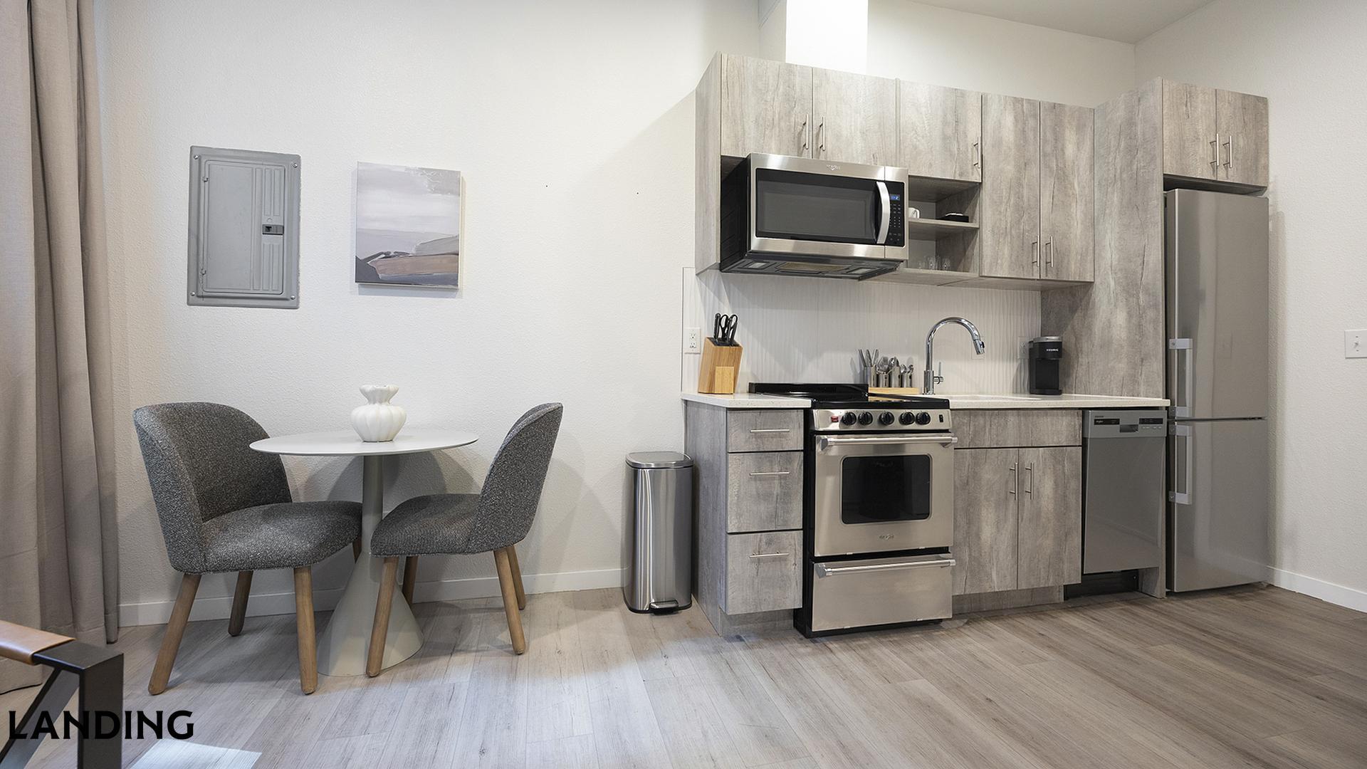 Building Photo - 3024-3024 Zuni St