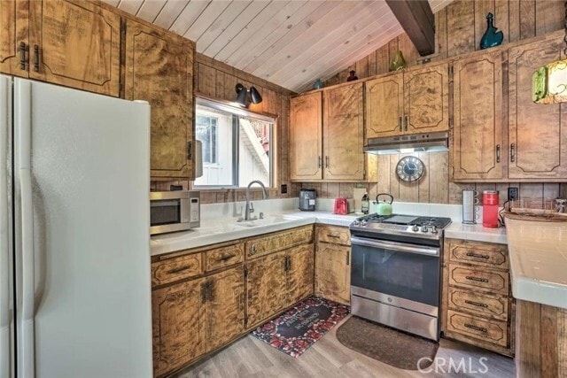 Building Photo - 607 E Victoria Ct