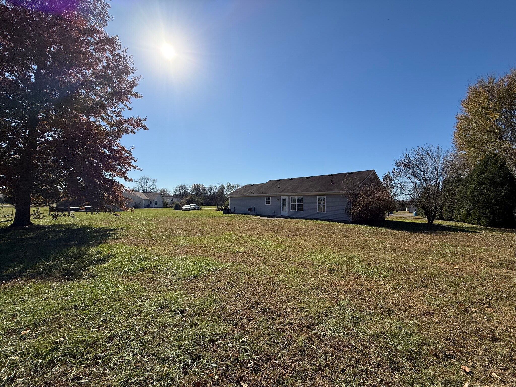 Building Photo - 406 Silver Lakes Ct