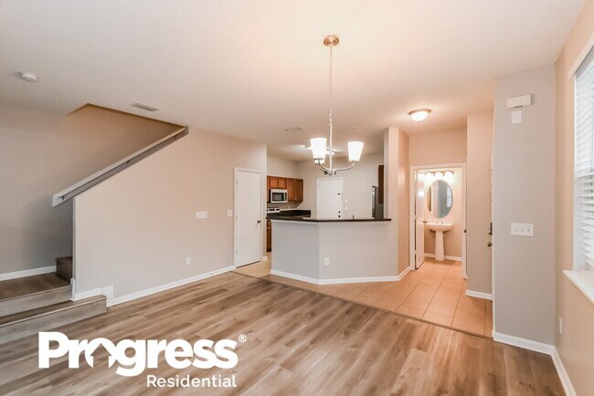 Building Photo - 6055 Bartram Village Dr